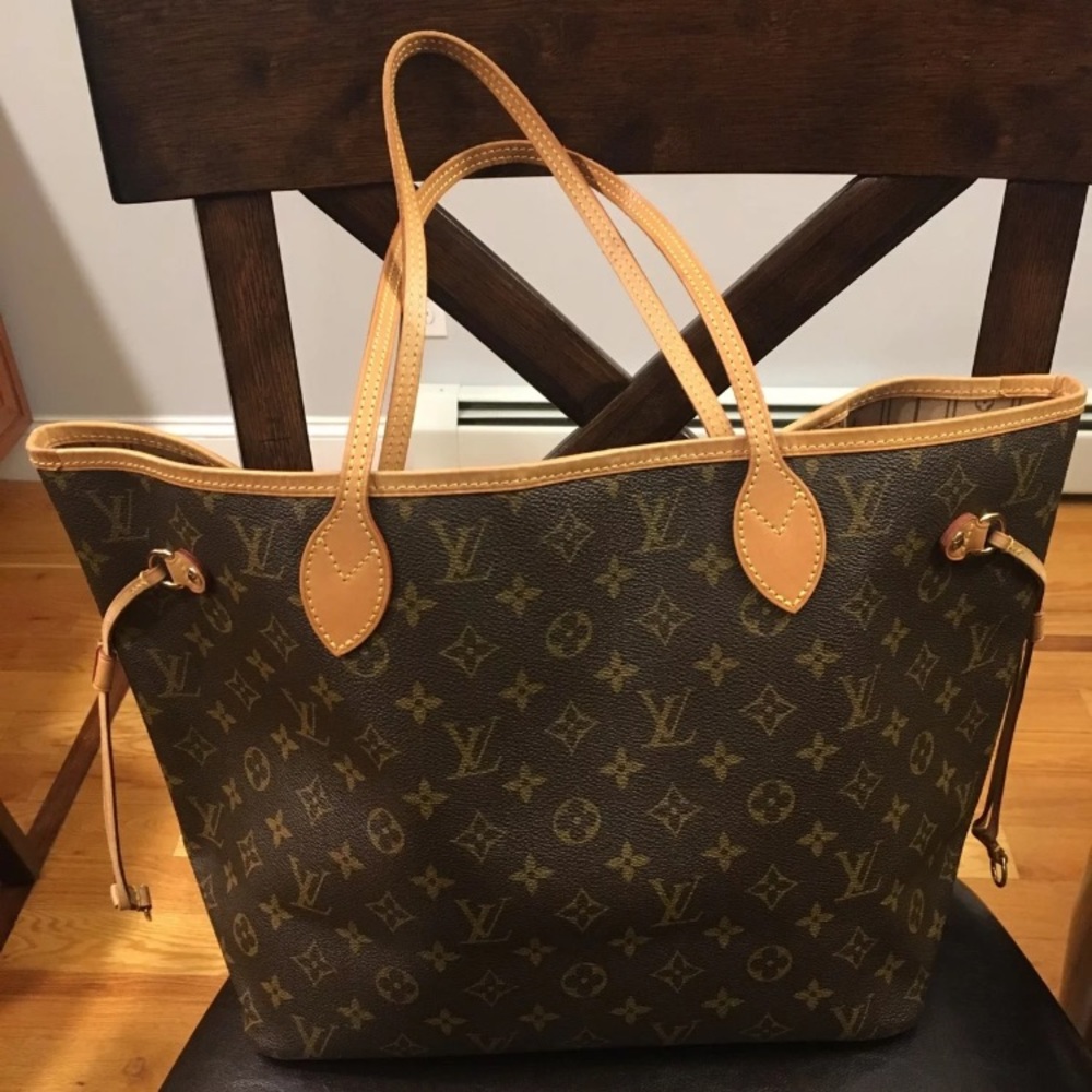 Louis Vuitton Neverfull MM Monogram SEND OFFERS! - Picture 2 of 6